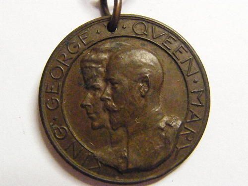 1911 George V Coronation medal for Pretoria - excellent with Ribbon
