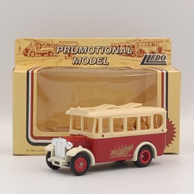 Lledo Dennis coach - Happy Days Austin&#39;s model car in box