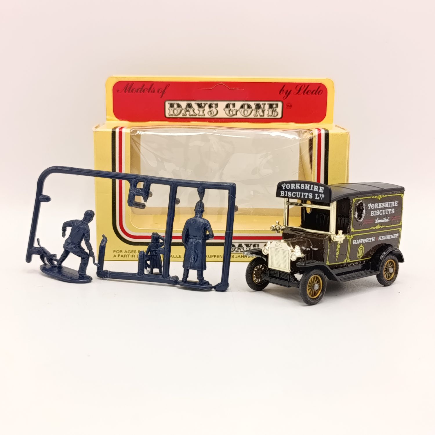 Lledo Ford Model T Yorkshire Biscuits delivery van in box with figurines