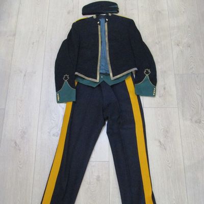 SADF Regiment University of Stellenbosch mess dress uniform - tunic, waistcoat, trousers and side cap