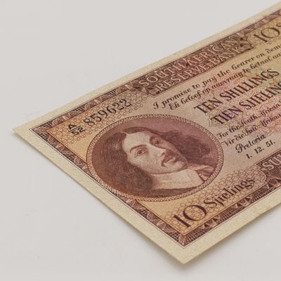 MH de Kock 1951 Ten Shillings EF