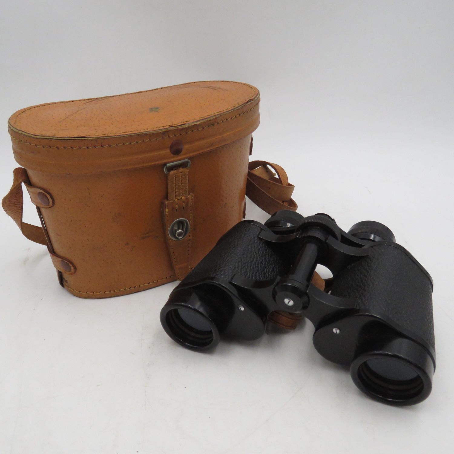 Vintage Zenith 8x30 binoculars in leather case