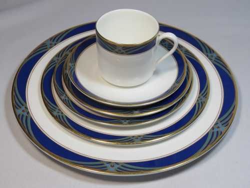 Royal Doulton Regalia single setting cup, coffee saucer, saucer, small plate, side plate and large plate