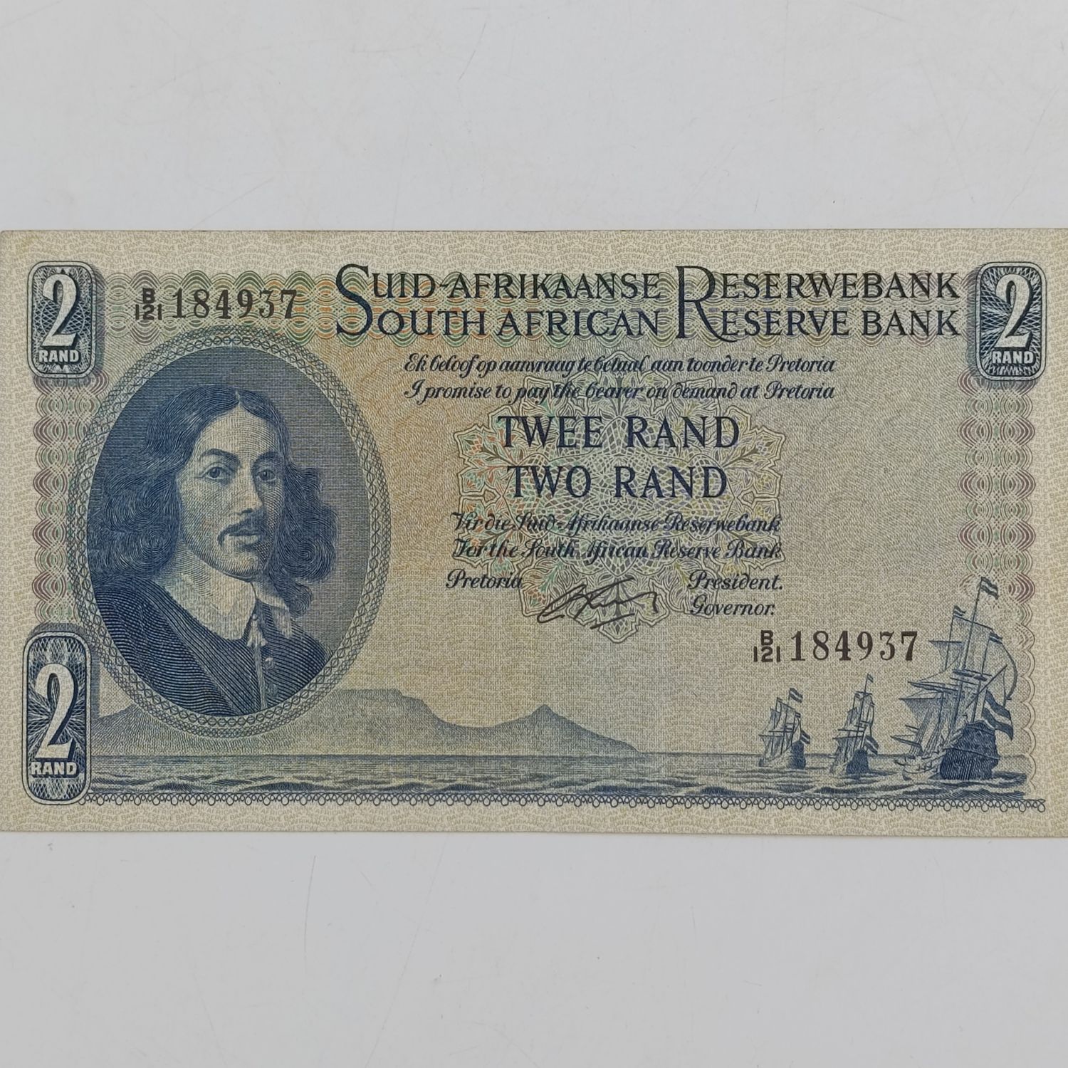 Rissik R2 banknote 1962 - unc with slight fold marks