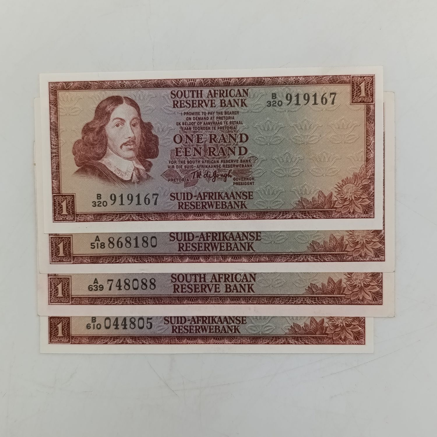 TW de Jongh 1st, 2nd &amp; 3rd Issues R1 banknotes from 1967, 1972, 1973 &amp; 1975
