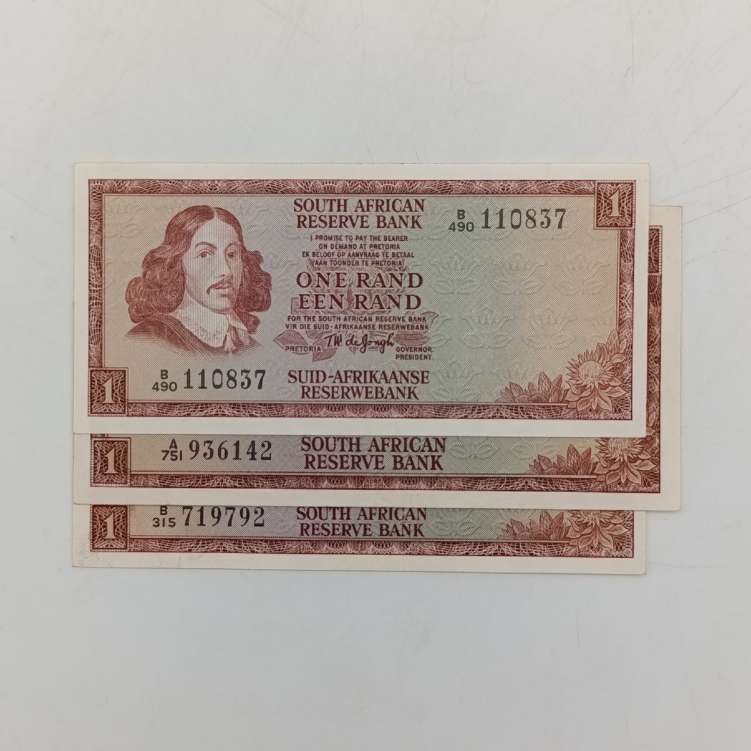 TW de Jongh R1 banknotes from 1st, 2nd &amp; 3rd issues
