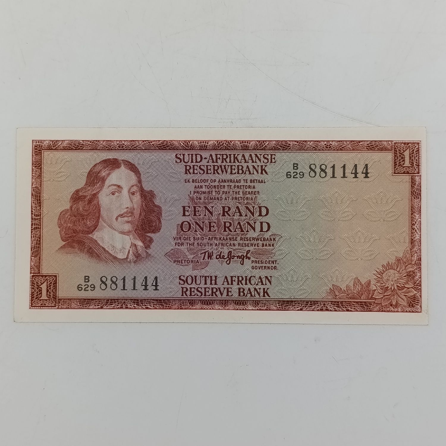 TW de Jongh 3rd Issue R1 banknote with nice number 881144 - cut closer to the right