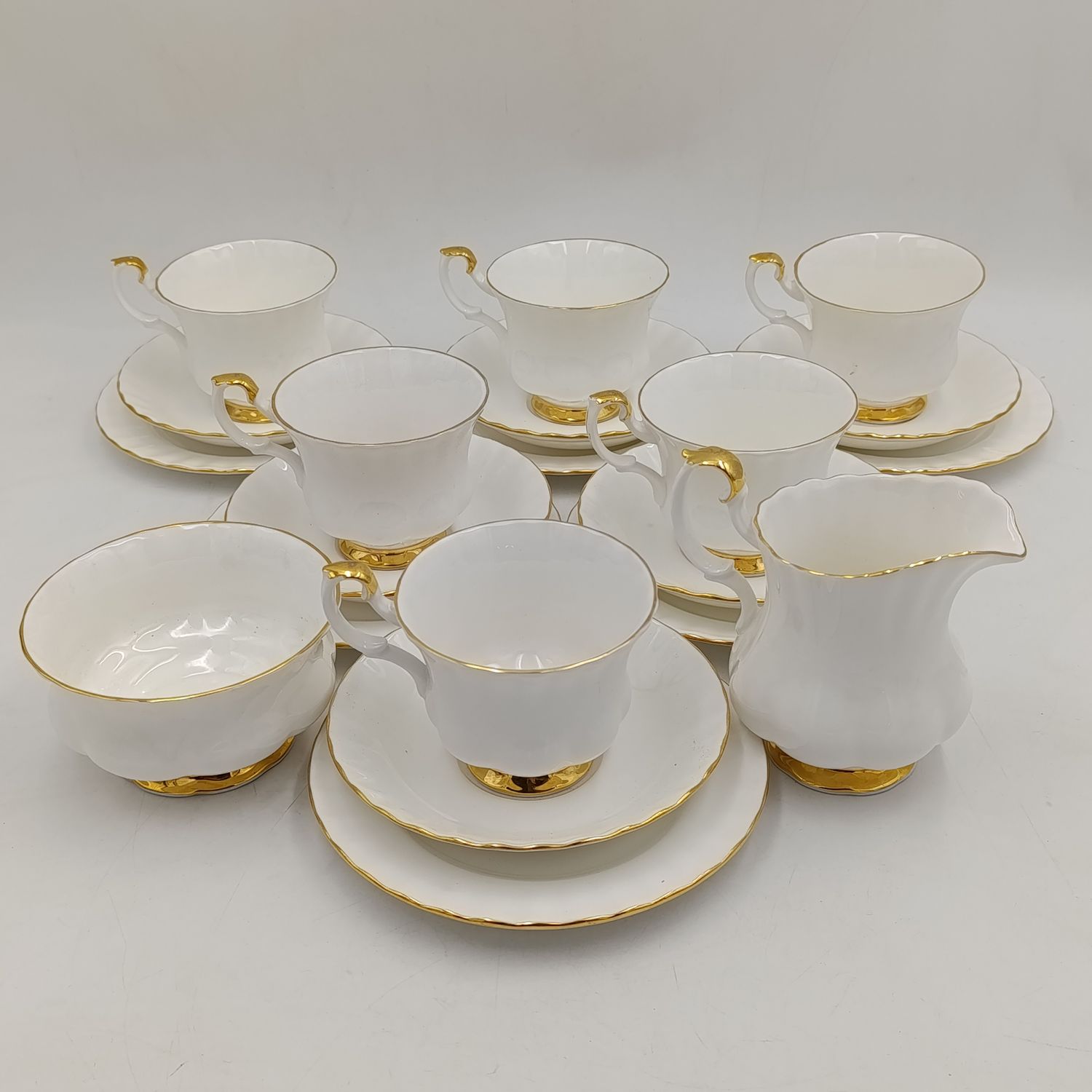 Royal Albert Val d'or porcelain tea set - 6 trios, milk jug and bowl
