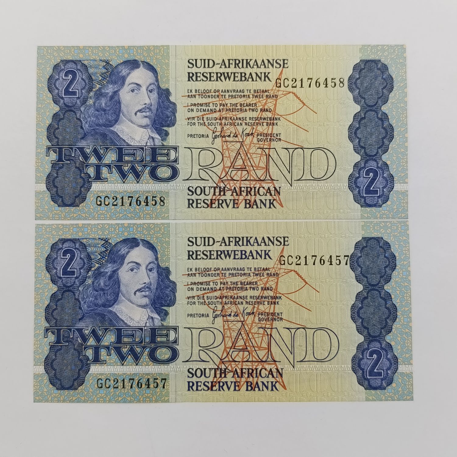 GPC de Kock 3rd issue Pair of uncirculated R2 banknotes with consecutive numbers