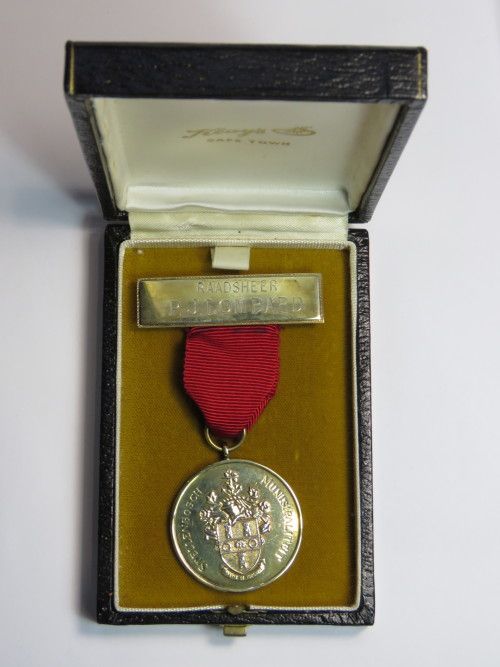 Silver medallion issued to PJ Lombard the mayor of Stellenbosch 1976-1976 and 1984-1986