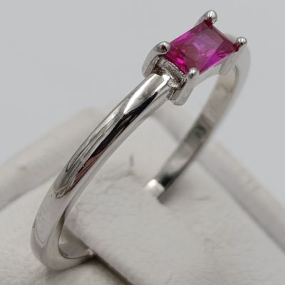 Sterling silver ring with pink stone - size p - 1.6g