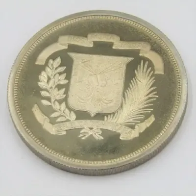 1978 Dominican Republic Crown size DUARTE coin - only 5000 minted - SCARCE