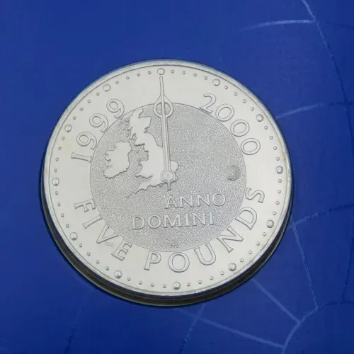 2000 Royal Mint Millennium Dome mint Mark 5 Pounds coin pack - Limited issue