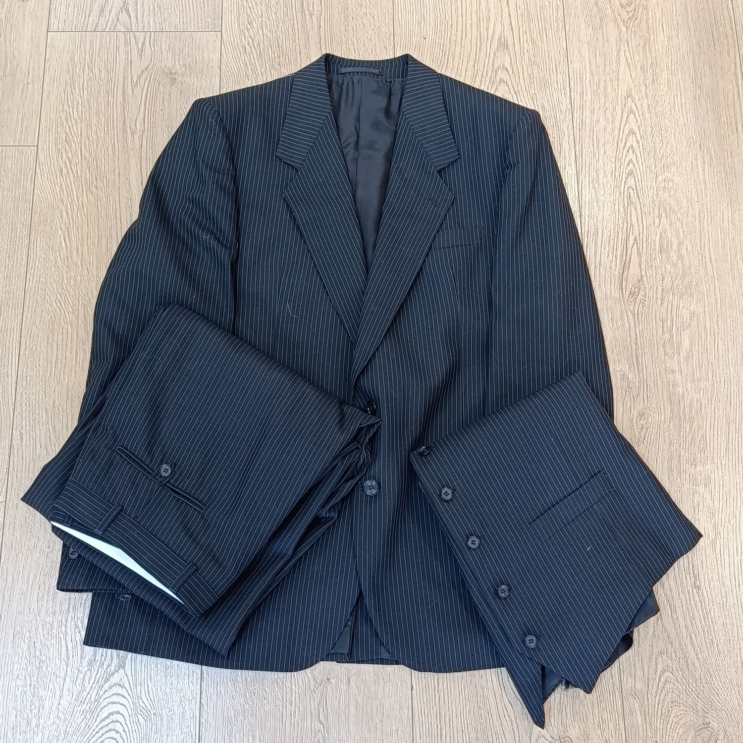 Blue Riband by Embassy suit with jacket, waistcoat and trousers - never used - size 42/107RR
