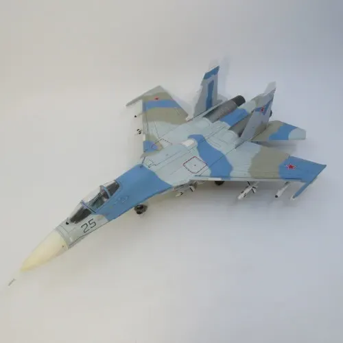 GainCorp Russian Sukhoi Su-27 Flanker die-cast model plane - Scale 1/72