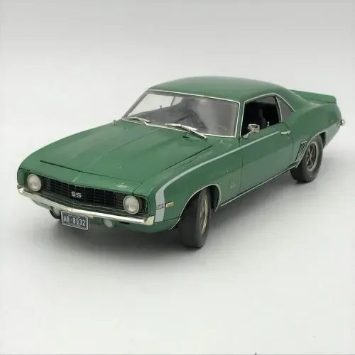 Highway 61 - 1969 Chevrolet Camaro SS model car - some paint flaws - scale 1/18