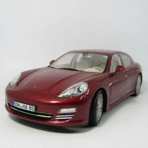 Norev Porsche Panamera 4s die-cast model car - mirrors repaired - scale 1/18
