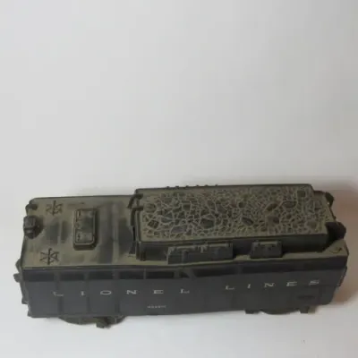Lionel Lines 6026 W coal truck metal with plastic sides and top - With engine