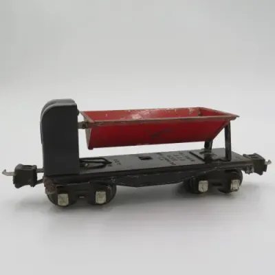 Vintage Lionel #3659 Operating Coal dump car - O-gauge