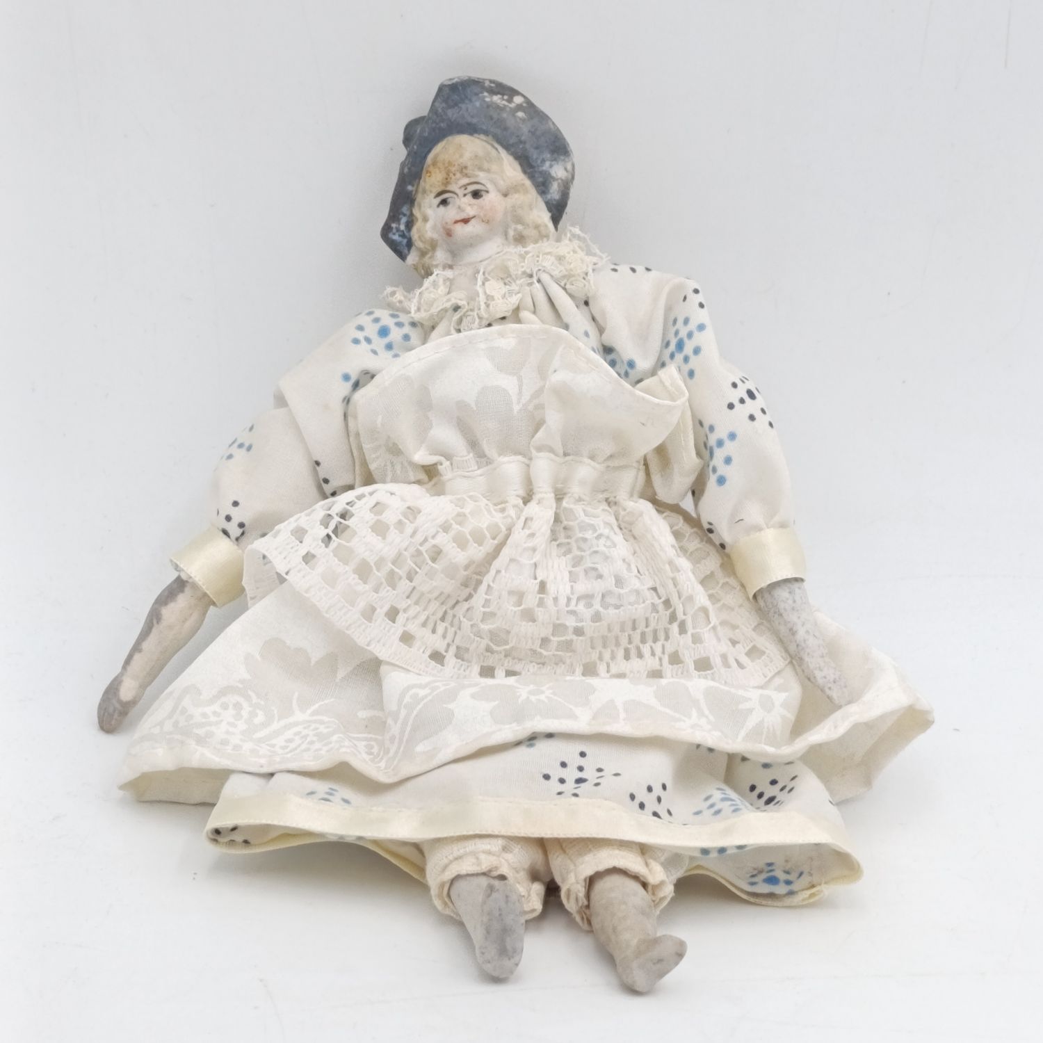 Antique German Bisque doll late 1800&#39;s - 20cm long