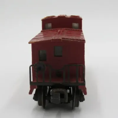 Vintage Lionel #6357 SP type 2357 Caboose - O-gauge - Some pieces missing