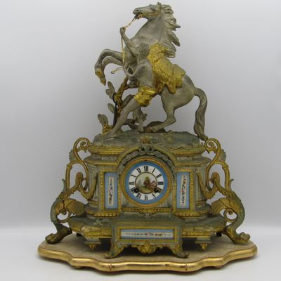 Antique Victorian gilded clock with porcelain detail - Japy Freres and Co - Circa 1860