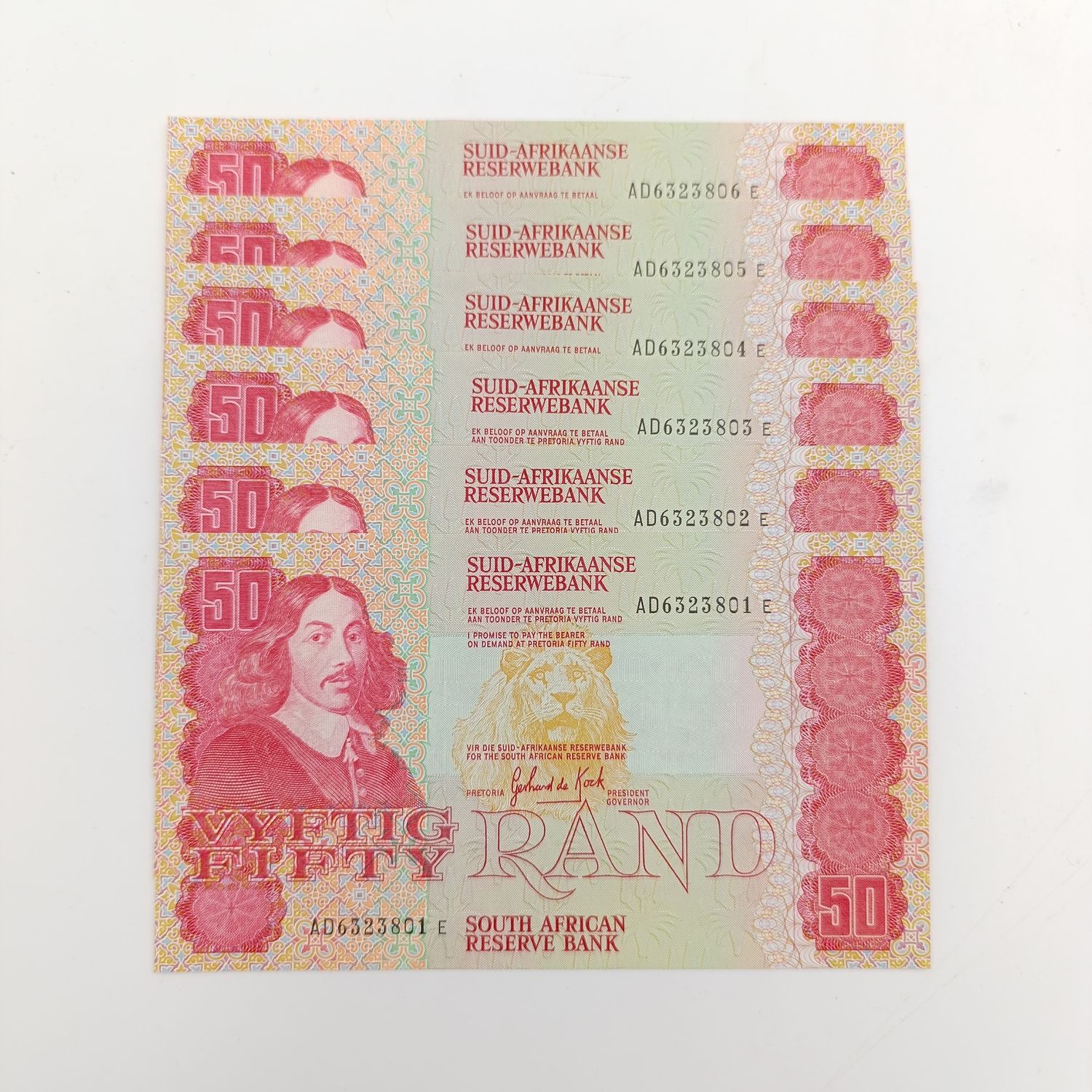 South Africa Banknotes Lot of 6 x R50 notes GPC de Kock - uncirculated with consecutive numbers