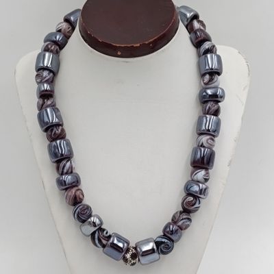 Beautiful pottery and glass beads necklace - length 47cm