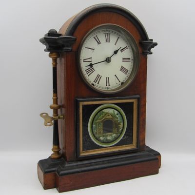 Antique Seth Tomas mantel clock with picture on glass