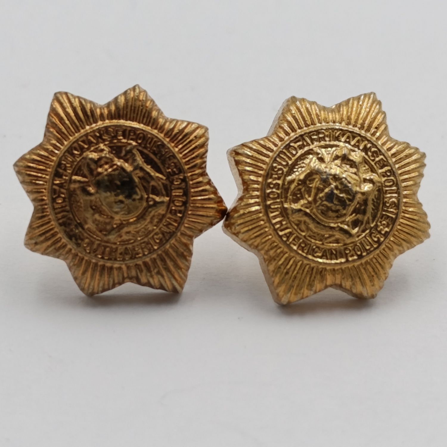 Pair of SA Police woman&#39;s collar badges - old type