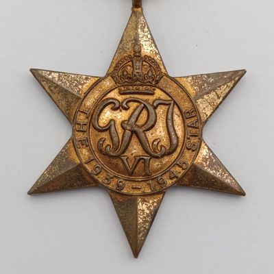 WW2 The 1939-1945 Star issued to 59043 G.T.C Bosch