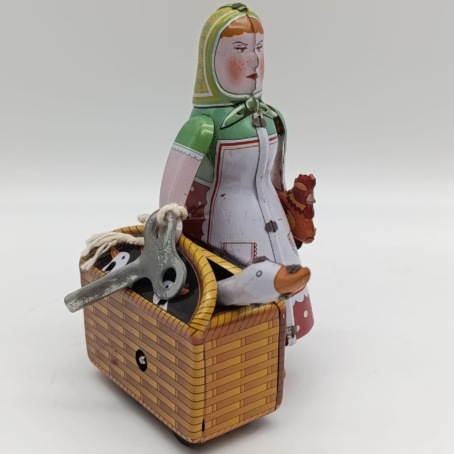 Collectible MS501 mechanical Farm lady tinplate toy