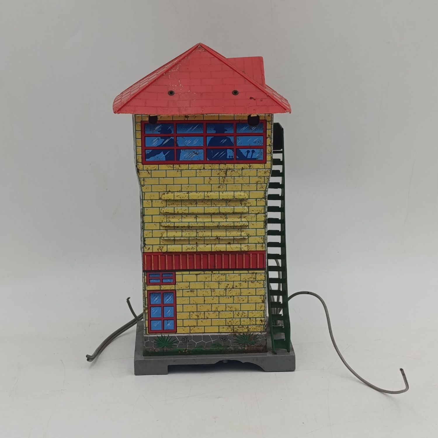 Vintage Japanese tinplate Railways Signal tower - battery operated