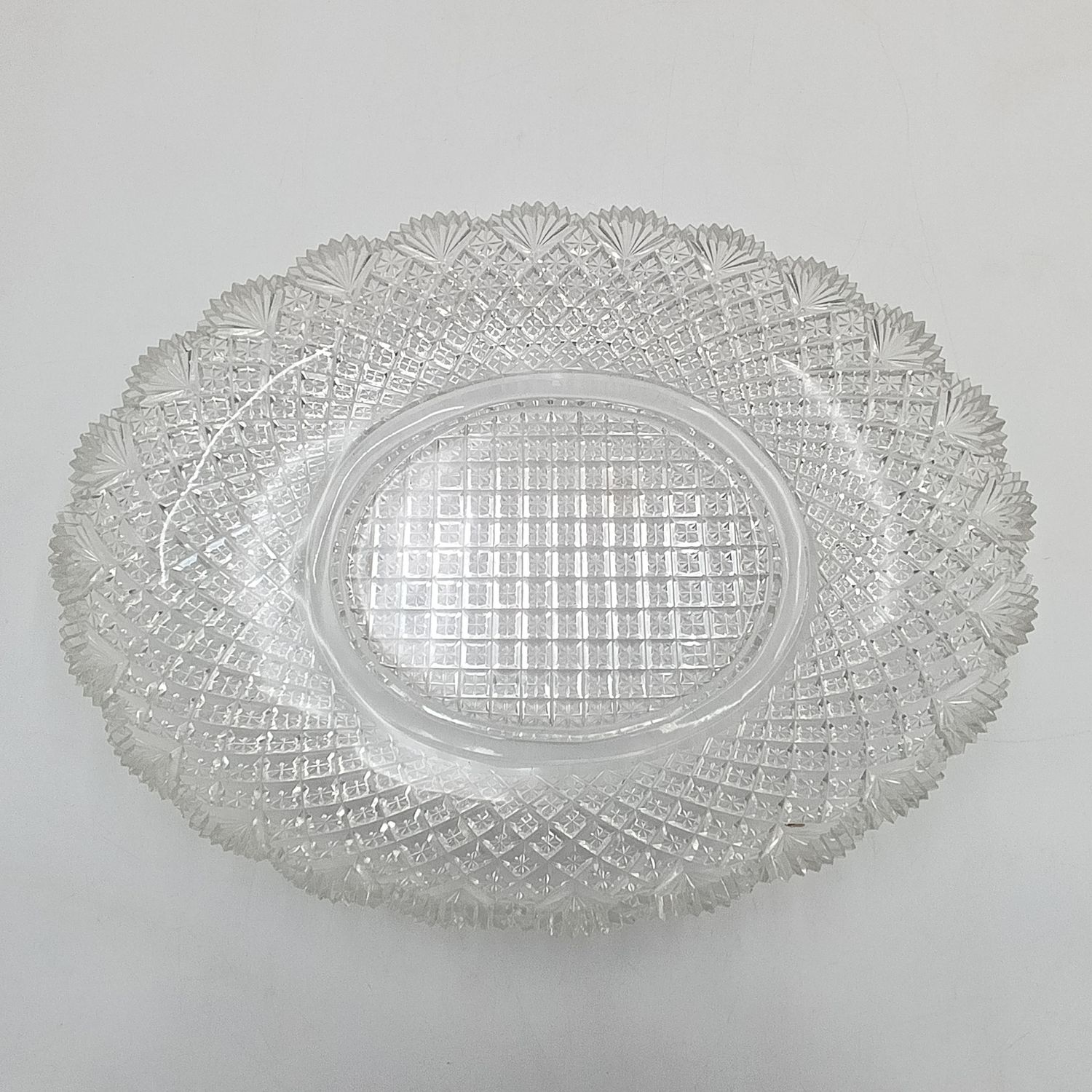 Vintage large crystal glassware platter - some small chips on rim