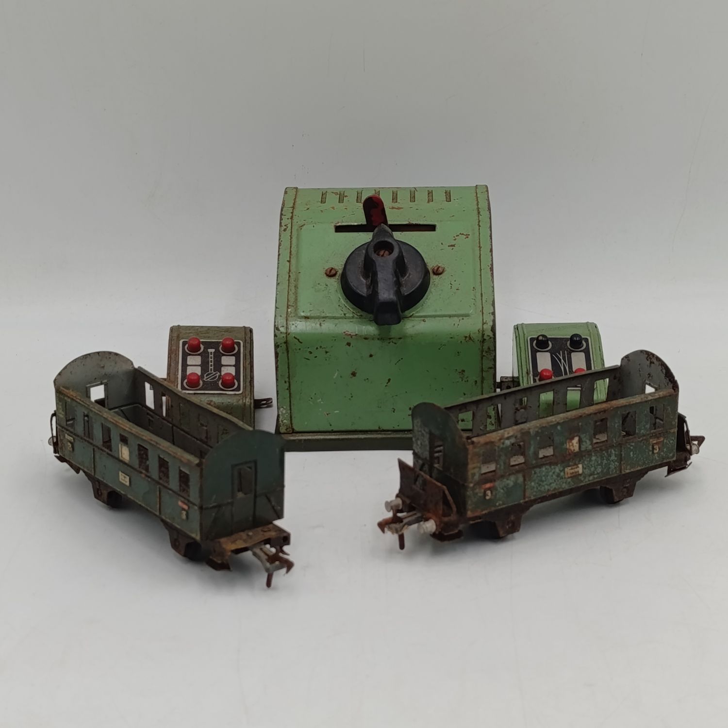 Vintage Fleischmann transformer change over switches and 2 coaches