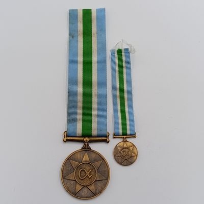 SADF Unity medal plus miniature #069381