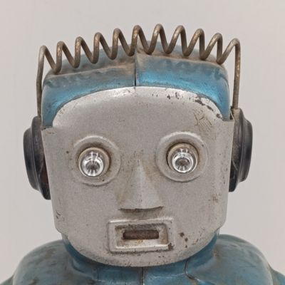 Vintage Zoomer the Robot Mechanical Toy - Eyes light up, But needs attention