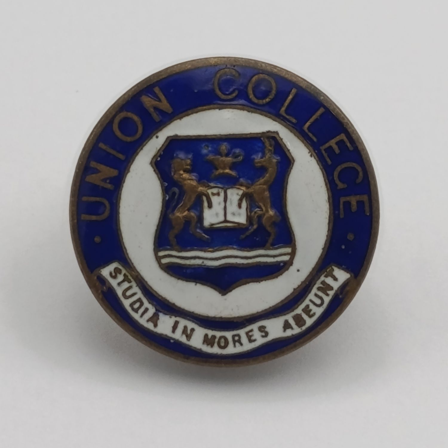 Vintage Union College button badge