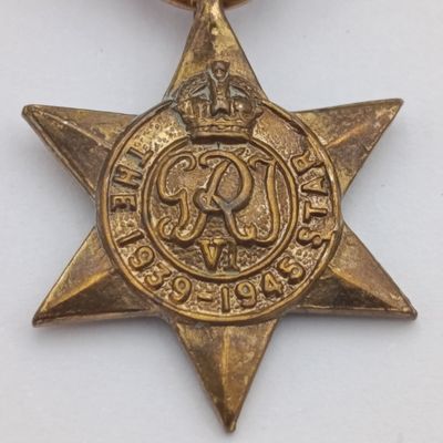 WW2 The 1939-1945 Star miniature medal