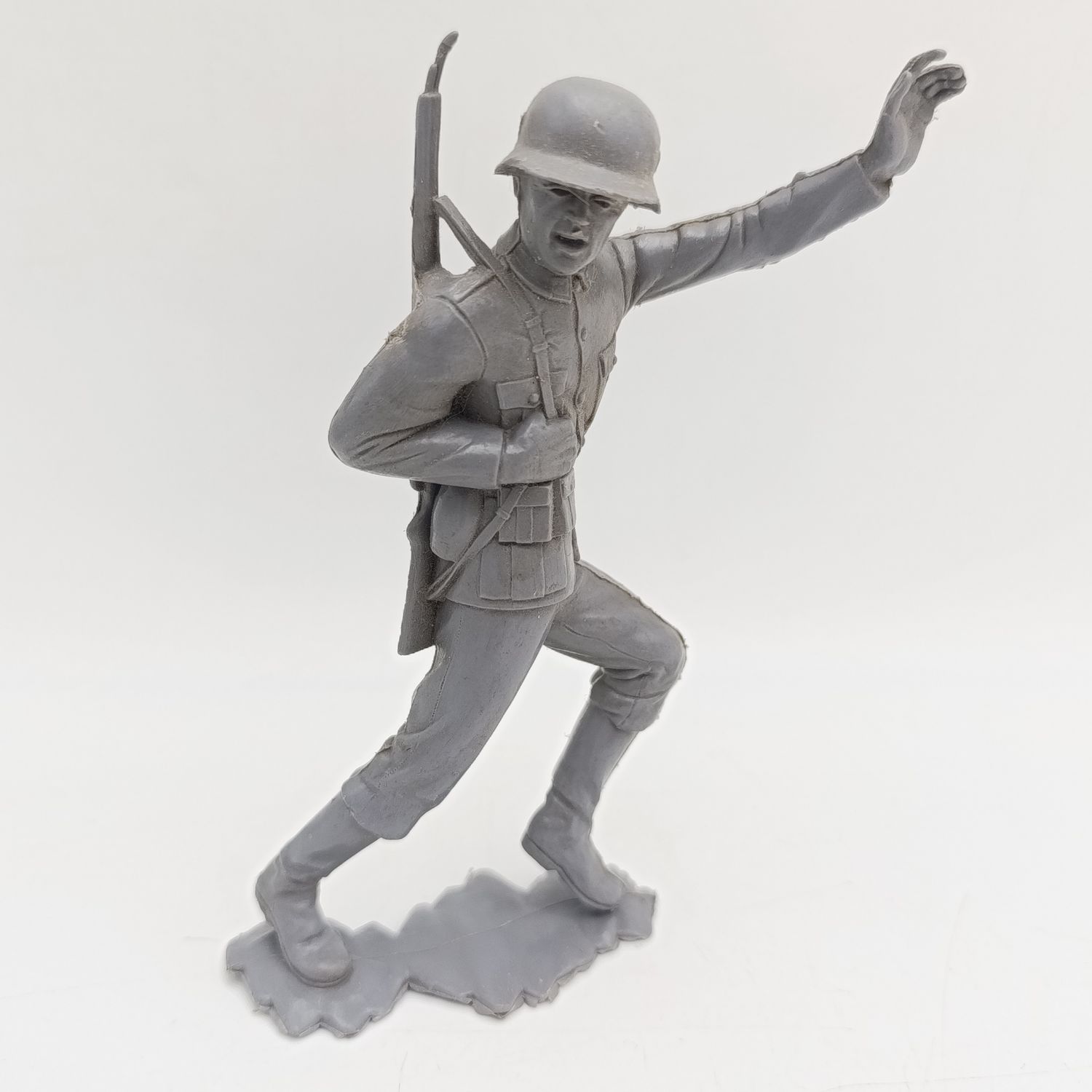 Mart Toys WW2 German toy soldier - 6 inch