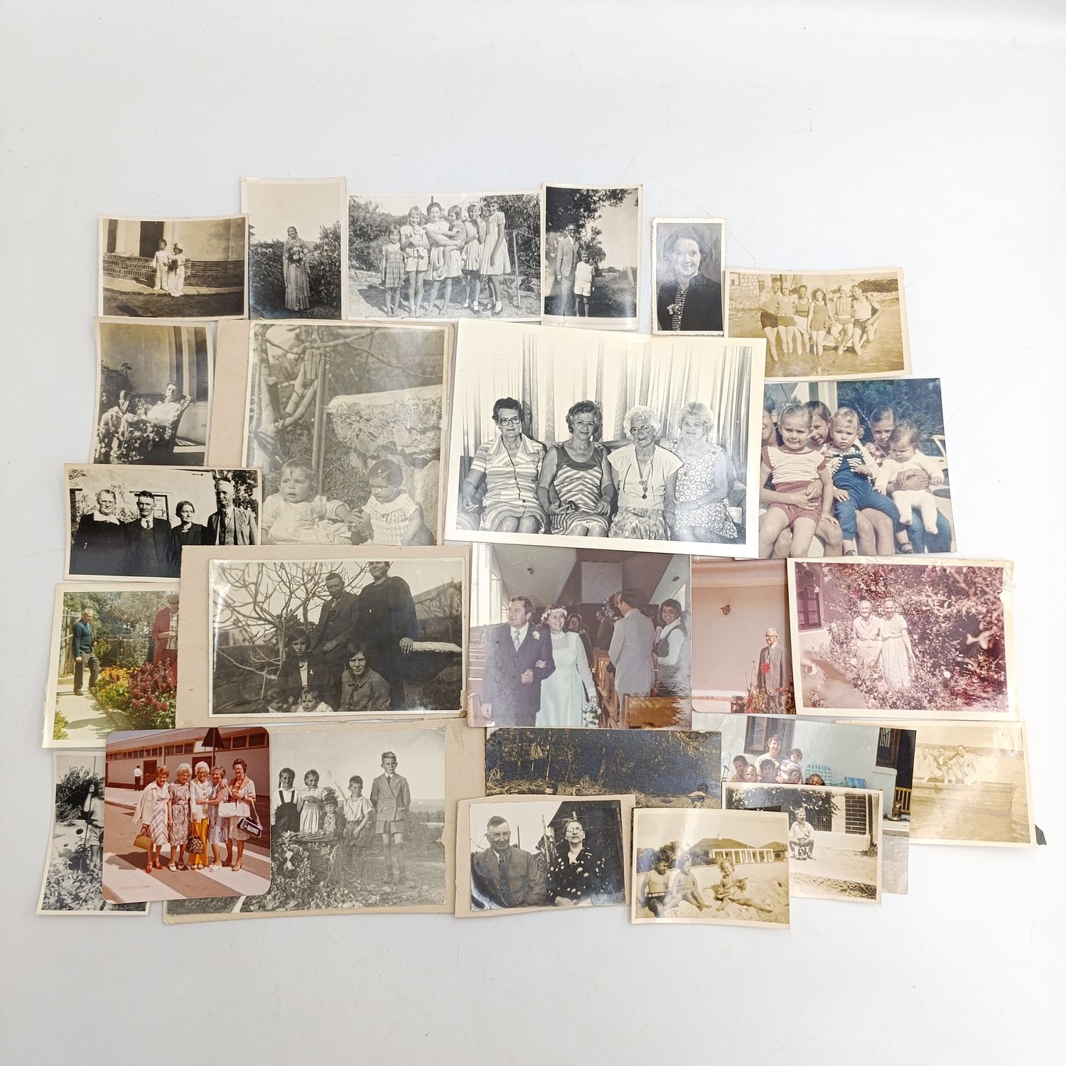 Lot of 27 Vintage &amp; antique photos of the Van Wyk, Badenhorst, Beukes, Groenewald families (Western Cape area)