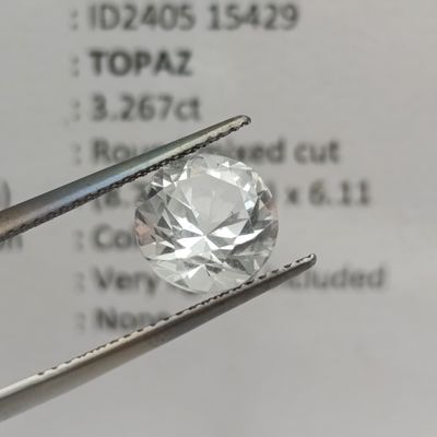 Colourless Topaz of 3.27 carat Round mixed cut with Gemlab certificate