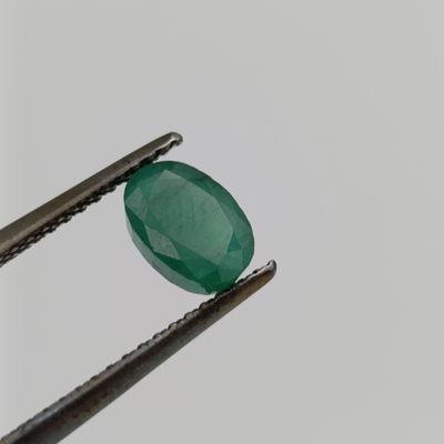 Natural Emerald of 0.98 carat oval mixed cut slight yellowish green with Gemlab certificate