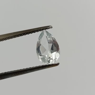 Natural Aquamarine of 1.01 carat Pear shape and eye clean - light toned blue - with Gemlab certificate