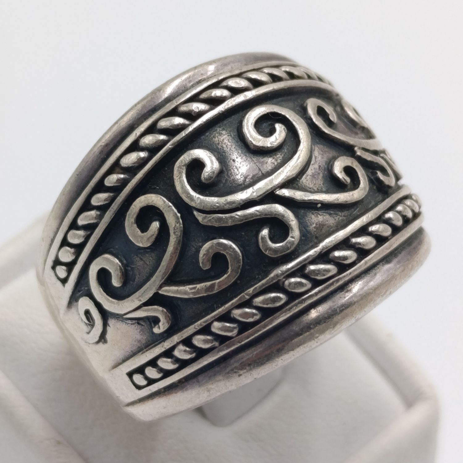 Heavy Sterling Silver ring 14g
