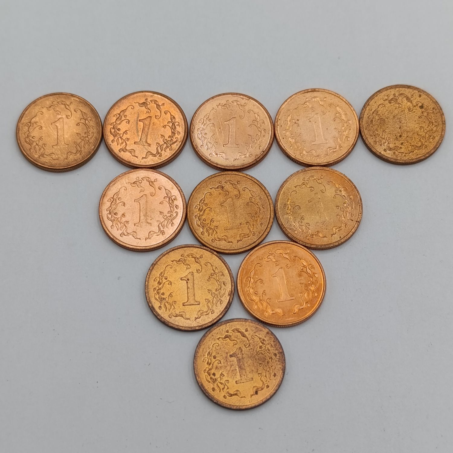 Zimbabwe Lot of 11 one cent coins - excellent