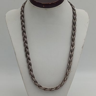Beautiful heavy twisted Sterling silver necklace - weighs 73.5g -length 50cm