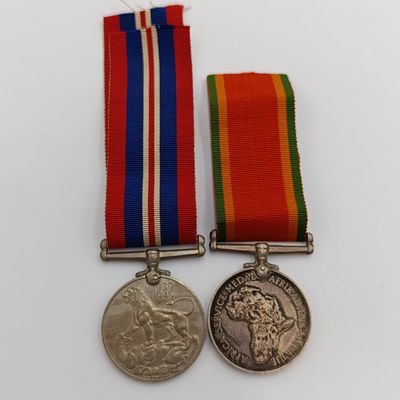 Pair of WW2 medals issued to M22399 F Draghoender