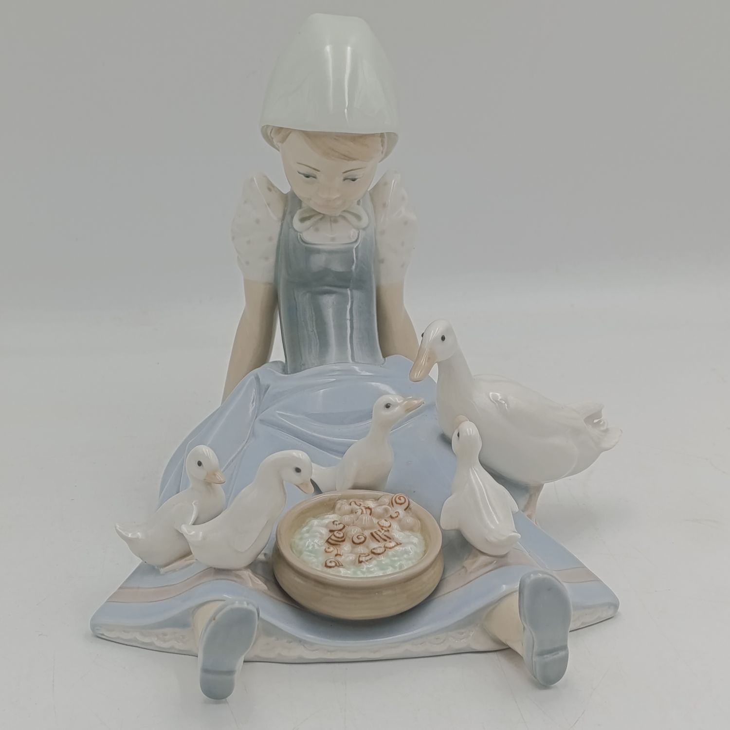 Lladro  Daisa 1979 My Hungry Brood girl feeding ducks figurine - no box