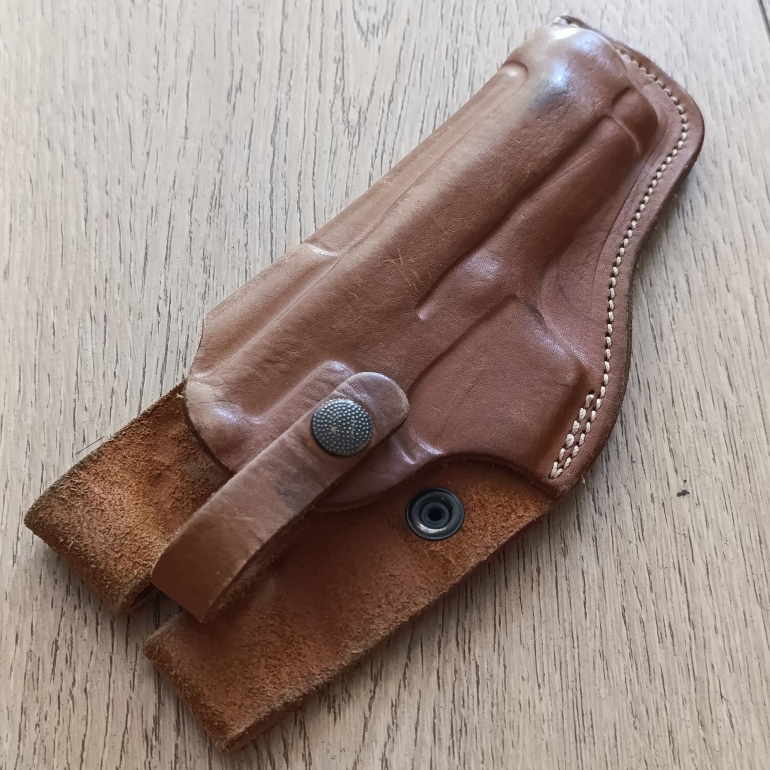 Vintage El-Paso Leather gun holster for Z88 - right hand side